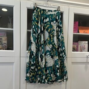 NWT Effortlessly Chic Anthropologie Skirt 2